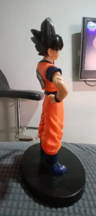 Figura Goku Dragon Ball 22cm