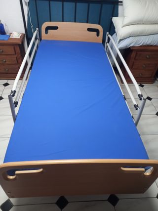 Cama articulada Zoe - Azul y marrón