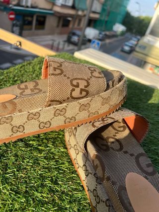 Sandalias Gucci Beige - Talla 39