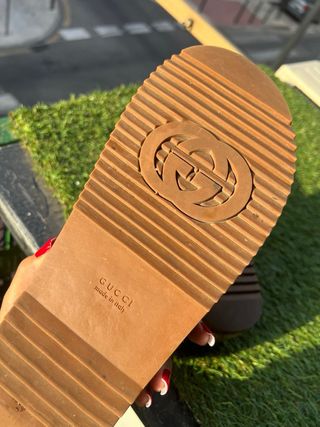 Sandalias Gucci Beige - Talla 39