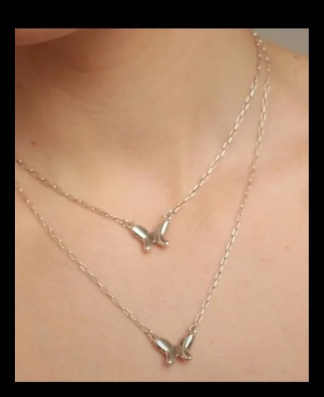 Collar 2 mariposas plata - Uno de 50