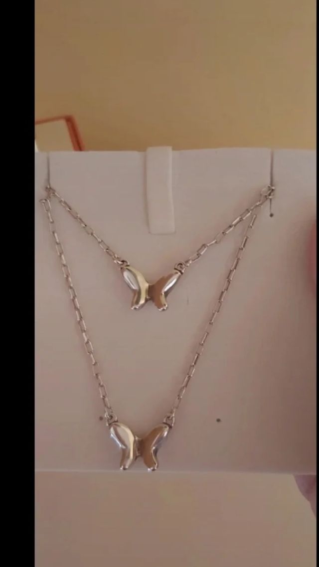 Collar 2 mariposas plata - Uno de 50