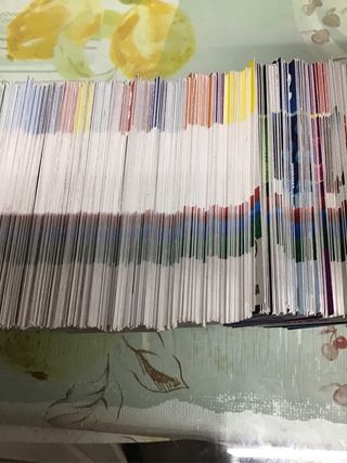 oferton 300 cartas de Adrenalyn XL 24/25 por solo