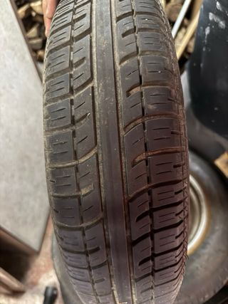 Neumáticos 155/80/13 usados