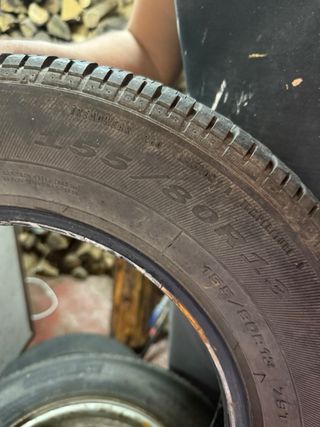 Neumáticos 155/80/13 usados
