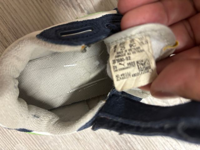 Zapatillas Puma niño talla 25