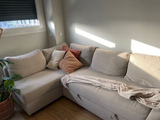 Sofá cama beige - como nuevo
