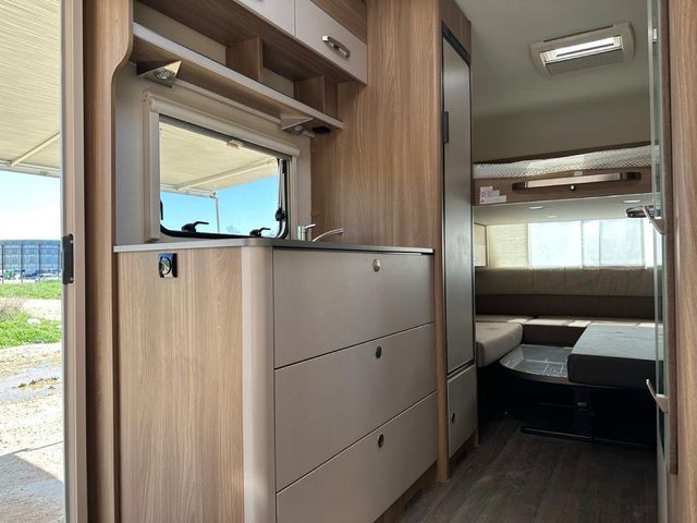 Caravana burstner D77694 Kehl.