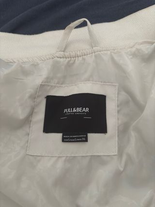 Chaqueta bomber blanca