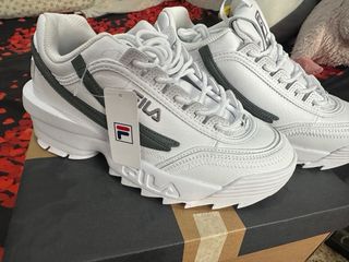 Zapatillas Fila Disruptor blancas y grises