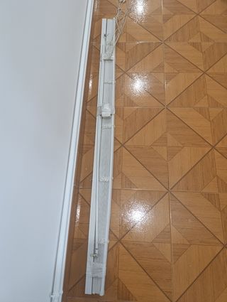 Tenda bianca da ufficio 135 cm