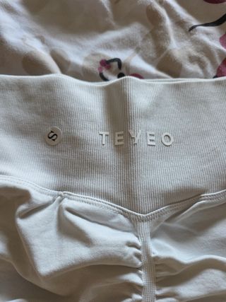 Leggings cortos TEYEO blancos talla S