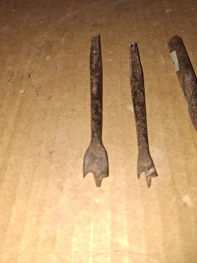 Lote 57. Conjunto 3 brocas antiguas madera.