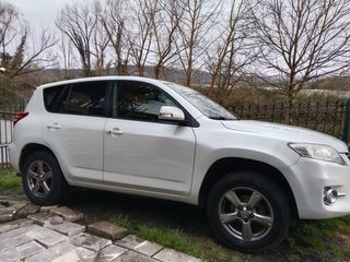 Toyota RAV4 2013