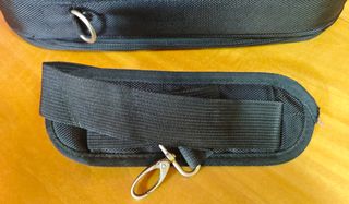 Maletín portátil Trust Sydney - Negro