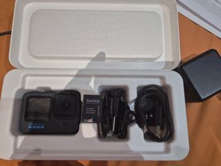 GoPro Hero 12 Black + accesorios, microSd 1Gg,