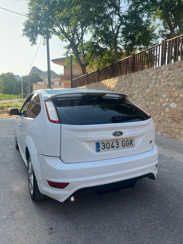 Ford Focus 1.8 tdci edicion latvala 