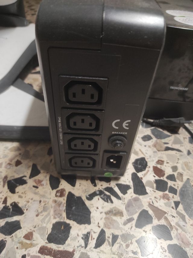 iDialog 60 - Gruppo di continuità UPS riello