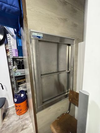 Traspaso Bar-Cafetería en activo (Plaza lasFlores)