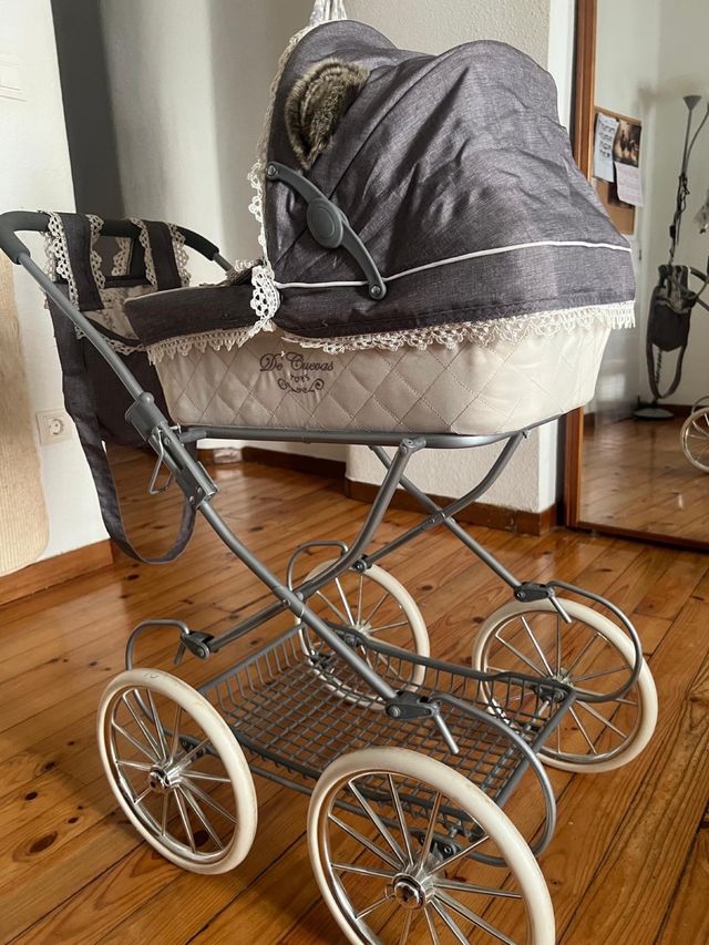 Silleta bebé - capazo juguete