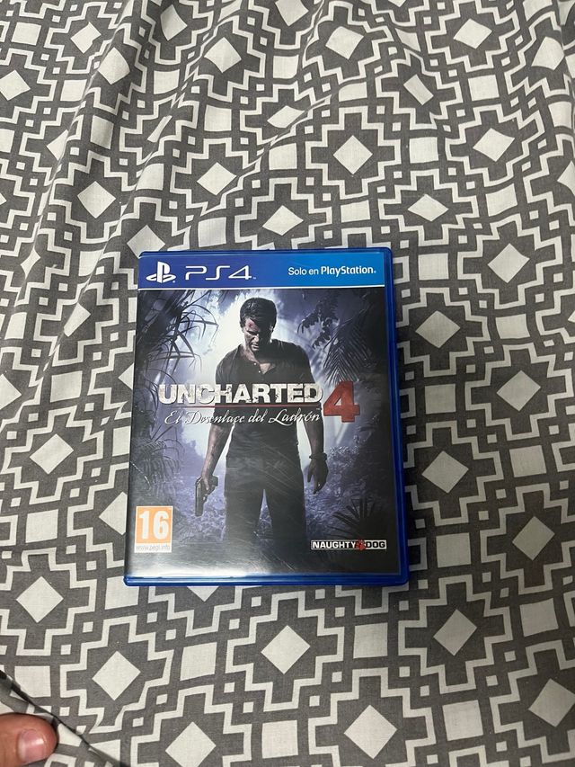 Uncharted 4 PS4 (PlayStation 4)