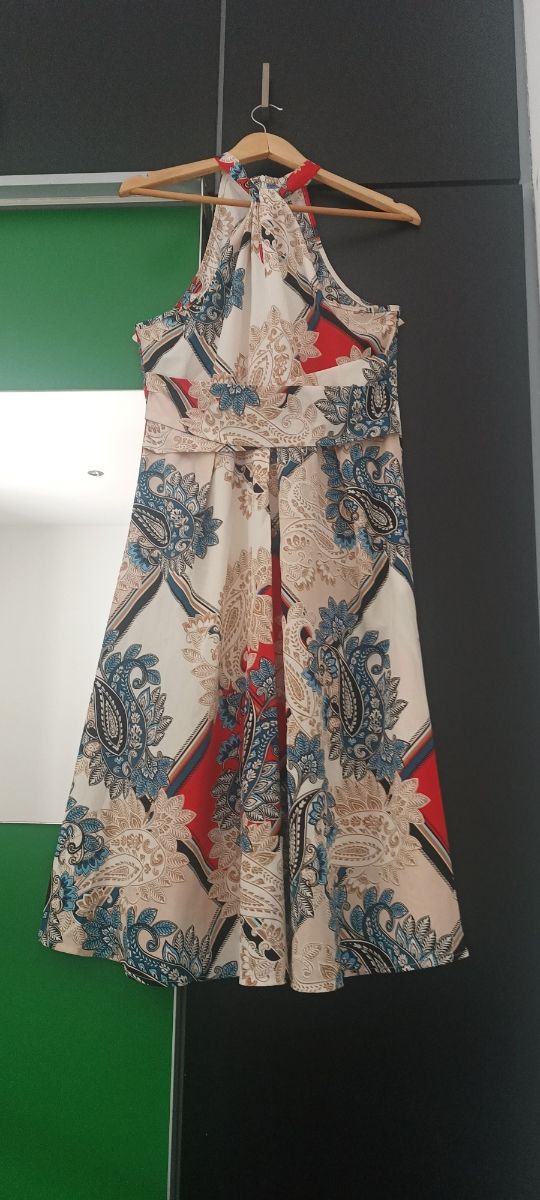 Vestido cóctel estampado