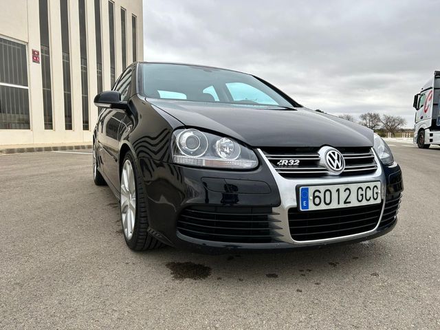 Volkswagen r32 2008