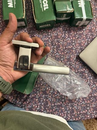 Manillas puertas MICEL - Color aluminio