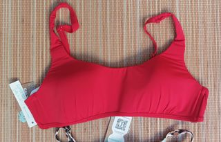 Bikini Calzedonia rojo y multicolor S/M