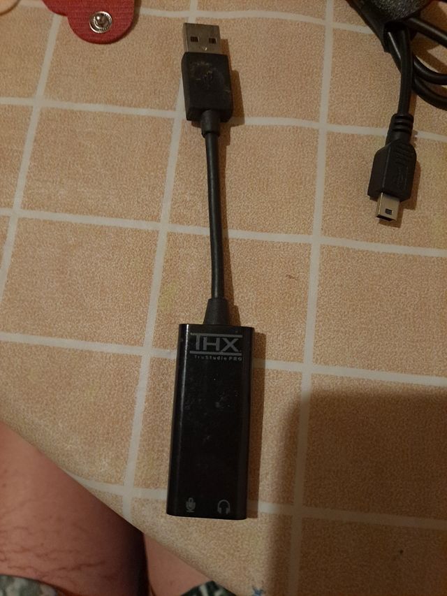 Adaptador audio USB THX TruStudio Pro