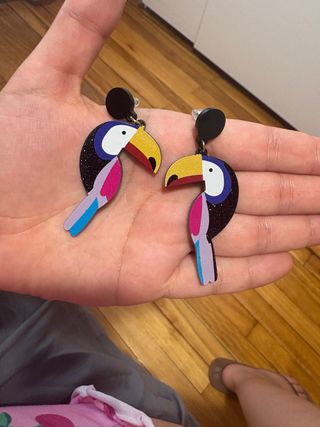 Pendientes tucán multicolor