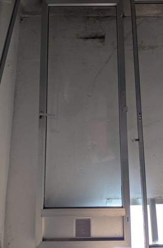 Puerta de aluminio 