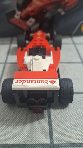 Lego Speed Champions Ferrari SF16-H 75879. 