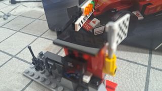 Lego Speed Champions Ferrari SF16-H 75879. 