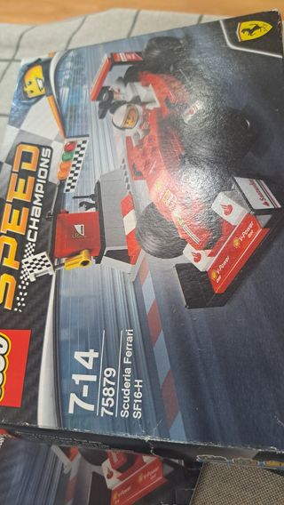 Lego Speed Champions Ferrari SF16-H 75879. 