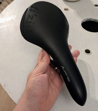 Sillín Fizik Aliante bicicleta gravel o carretera