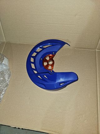 Cubre disco freno 