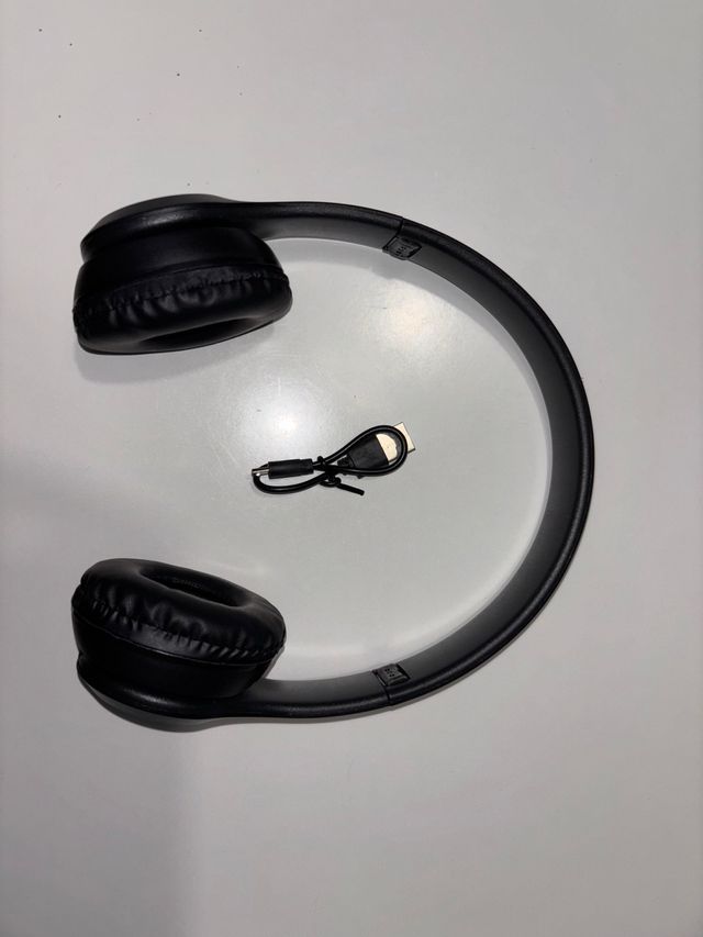 Cascos Bluetooth negros