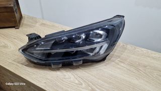 Faro/Foco LED Ford Focus Izquierdo 2020