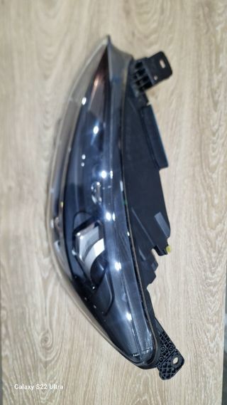 Faro/Foco LED Ford Focus Izquierdo 2020