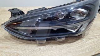 Faro/Foco LED Ford Focus Izquierdo 2020
