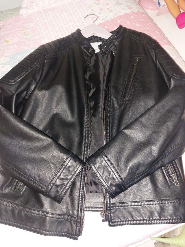 Cazadora tipo polipiel Zara niño 11-12