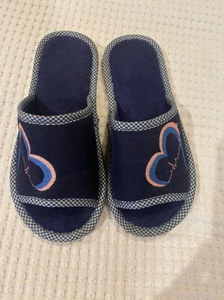 Zapatillas casa azules - Corazón