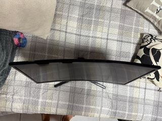 Monitor samsung curvo gaming 24"