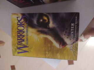 Warriors #6: The Darkest Hour (Warriors: The Pr...