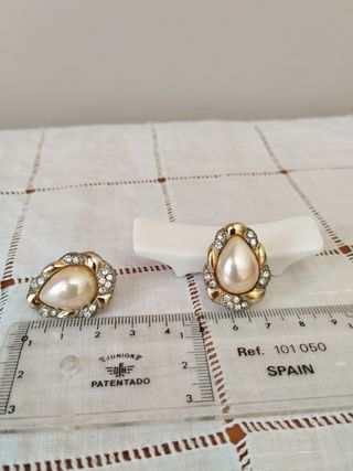 Pendientes perla vintage dorados