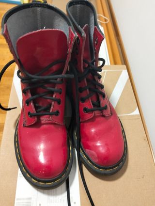 Botas Dr. Martens rojas