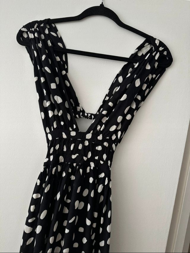 Maxi vestido playa de lunares negro y blanco ASOS