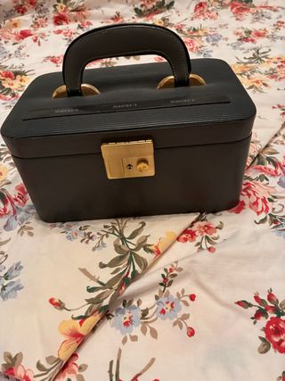 Maletín antiguo de mano