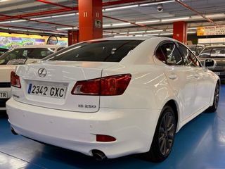 LEXUS IS250 Premium 2010 84.000km Etiqueta C